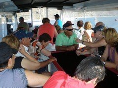 El paseo en Barco de Cristal cierra las rutas turísticas de esta temporada